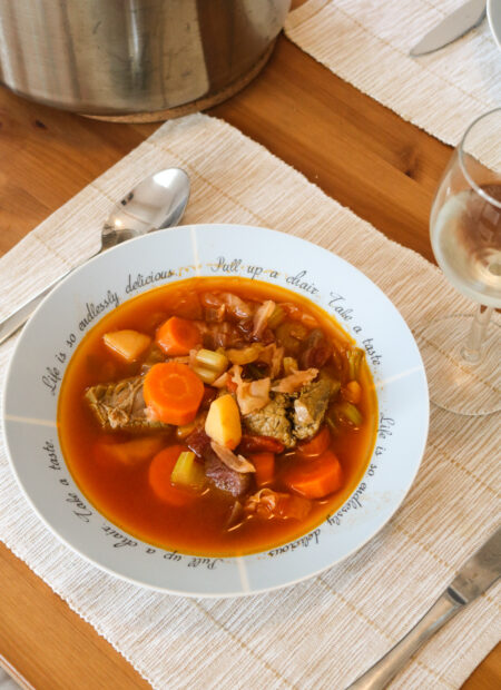 Bortsch maison soupe de betterave et bœuf