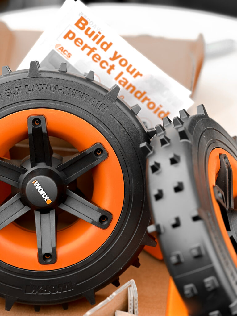 Roues avec crampons du robot tondeuse Landroid